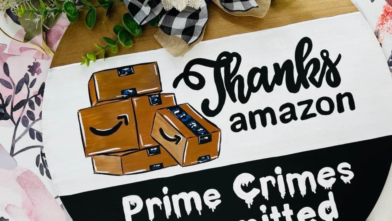 Paint an Amazon Door Hanger – Learn All About it Inside of PPHQ!